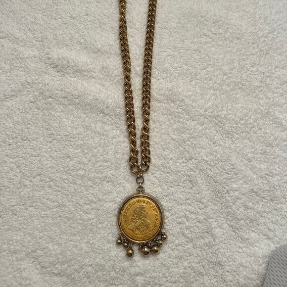 Vintage Nettie Rosenstein Roman Coin Pendant Necklace - Picture 8 of 8